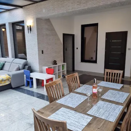 Bursztynek * بوبيروفو