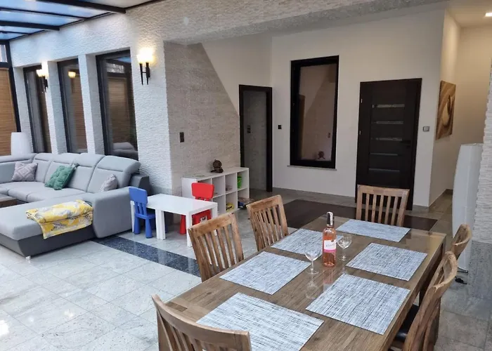 Bursztynek * بوبيروفو